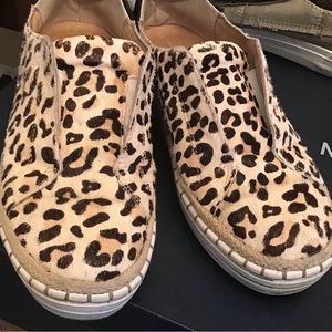 J/Slides slip-on Size 6M Beige/Brown